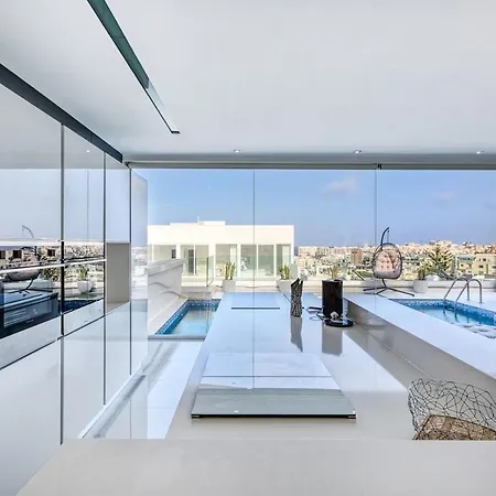 Apartment Luxury Penthouse In Swieqi With In And Outdoor Pool *