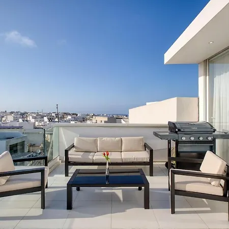 Luxury Penthouse In Swieqi With In And Outdoor Pool Apartment