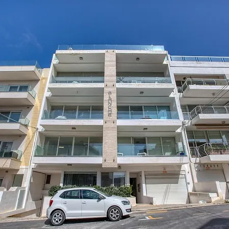 Luxury Penthouse In Swieqi With In And Outdoor Pool St. Julian's